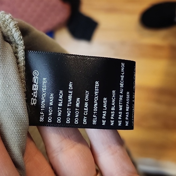 Urban Outfitters Crushed Velvet Green Top sz M - Picture 4 of 6